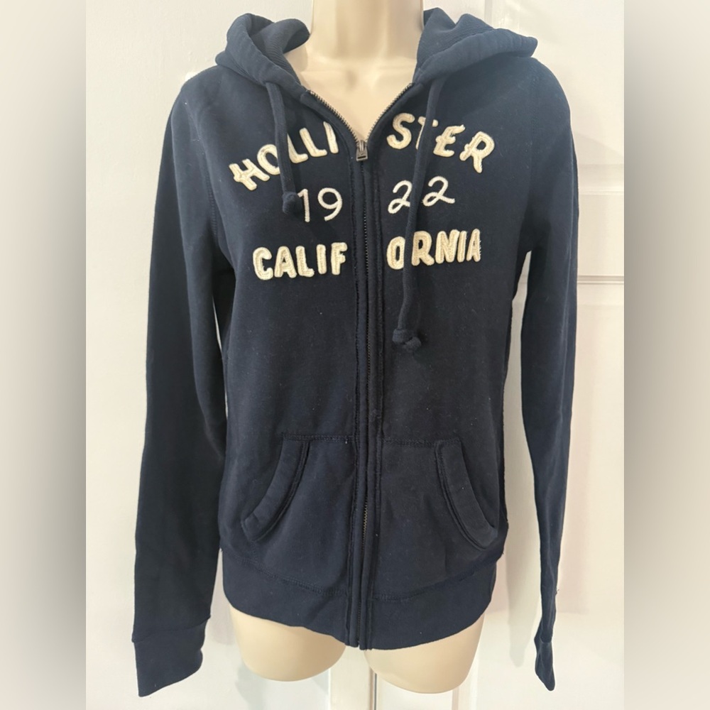 Hollister Dark Blue Graphic Sweatshirt